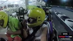 play Una aventura salvaje en karting con una adolescente tailandesa amateur de culo grande termina en sexo tórrido