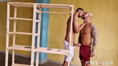 চালান ব্রাজিলিয়ান বিগ-অ্যাসিড হটি লুকাস মার্সোলো পাবলিক মধ্যে বেয়ারব্যাককে চুদে