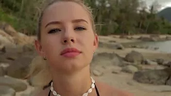 Oynat Anal seks ve sıcak sarışın ile halka açık bir plajda yeme boşalmak - riskli açık seks cumin4d