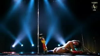 Putar Video musik Juelz santana - there it go (lagu peluit)