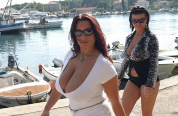 Pornostar Extasi Dolni